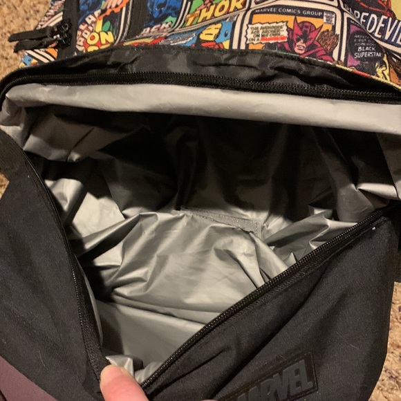 Marvel comic backpack - Picture 5 of 5